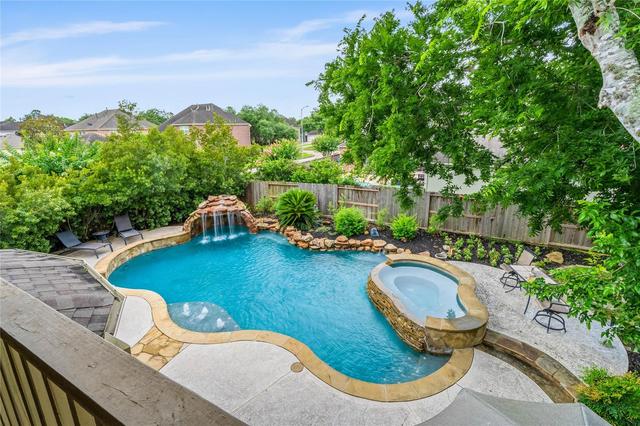 7914 Chianti Ct, Sugar Land, TX 77479