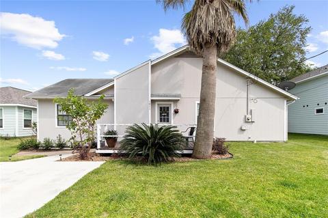 1011 Avenue B, Bacliff, TX 77518 photo 1