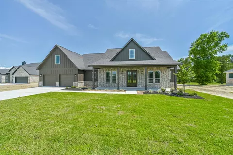 5334 Camp Creek Rd, Baytown, TX 77523