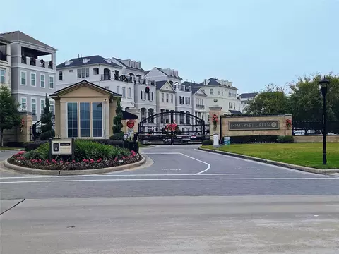 949 Dunleigh Meadows Ln, Houston, TX 77055