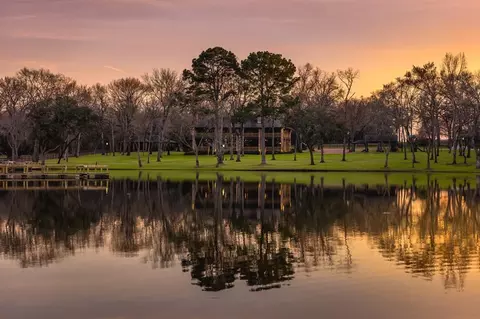 1009 County Road 324, Navasota, TX 77868