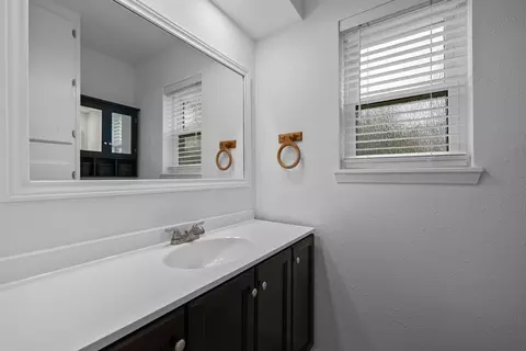 Bath - 30210 E Geneva Dr E, Spring, TX 77386 photo 1 of 5