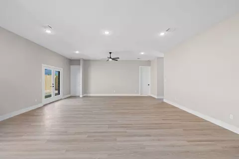 Living - 2618 Liguria Ln Cir, Spring, TX 77388 photo 3 of 3