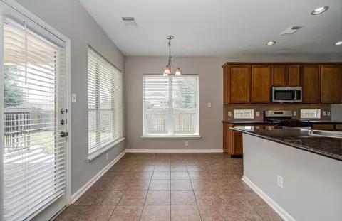 Kitchen - 6715 Starcroft Ct, Spring, TX 77379 photo 3 of 10
