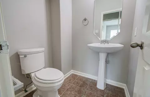 Bath - 6715 Starcroft Ct, Spring, TX 77379 photo 2 of 4
