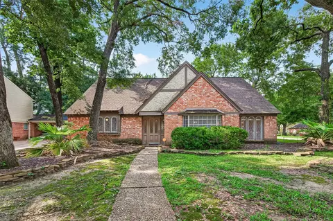 5623 Pinewilde Dr, Houston, TX 77066