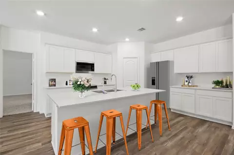 204 Wildflower Ct, Dayton, TX 77535