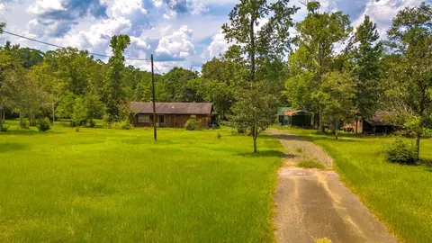 271 Ivanhoe Ranchettes Dr, Woodville, TX 75979