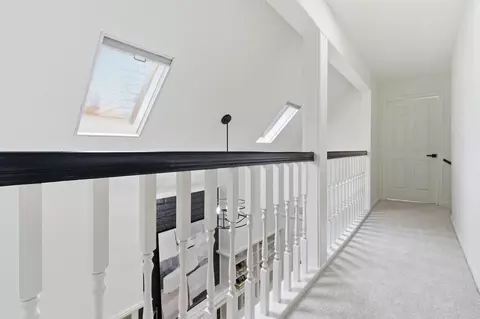 Entry Way - 5 Devonshire Dr, Conroe, TX 77304 photo 2 of 2