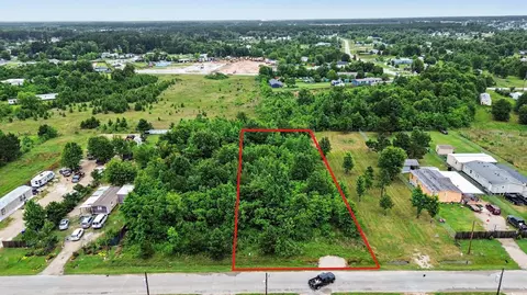 1953 County Road 3556, Cleveland, TX 77327