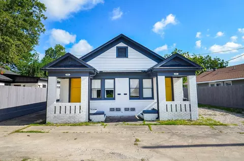 903 Mcintosh St, Houston, TX 77009