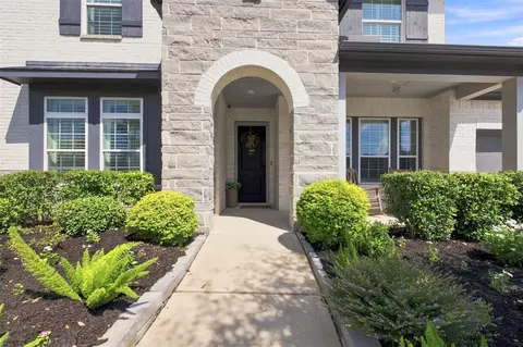 Exterior - 7218 Switchgrass Ln, Katy, TX 77493 photo 2 of 5
