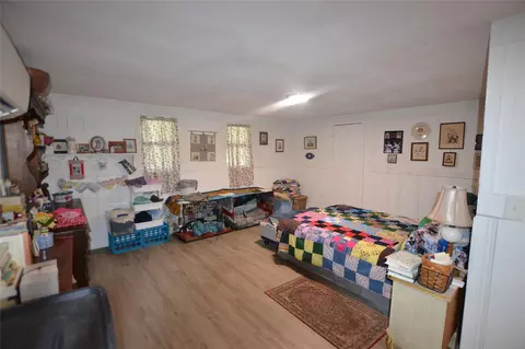 Bedroom - 458 Rain Forest Rd, Onalaska, TX 77360 photo 1 of 2