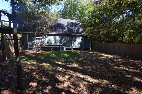 Exterior - 458 Rain Forest Rd, Onalaska, TX 77360 photo 2 of 7