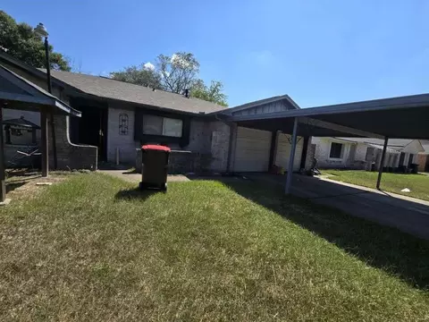 1307 Cactus St, Baytown, TX 77521