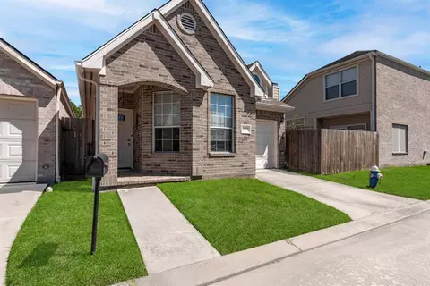 18938 Candlelight Crescent Rd, Spring, TX 77388 photo 1