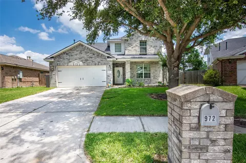 972 Cypress Ln, Dayton, TX 77535