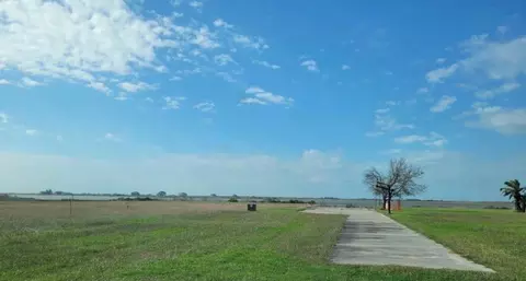86 Turtle Bay Cv, Palacios, TX 77465