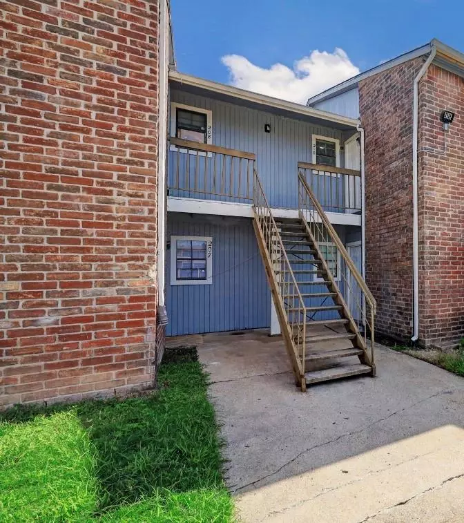 9550 Deering Dr 208, Houston, TX 77036 9 Photos Movoto