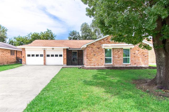 11026 Sandstone St, Houston, TX 77072
