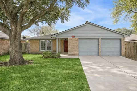1030 Copper Creek Dr, Katy, TX 77450