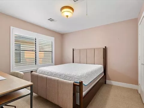 Bedroom - 5941 S Loop Loop E #504, Houston, TX 77033 photo 5 of 5