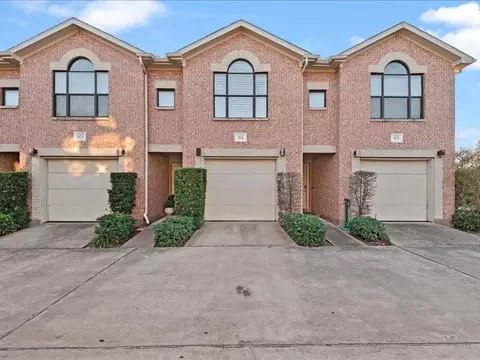 Exterior - 5941 S Loop Loop E #504, Houston, TX 77033 photo 3 of 6
