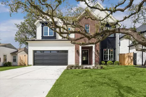 1614 Woodcrest Dr, Houston, TX 77018