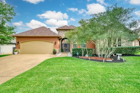 2073 Ravenstone Loop, College Station, TX 77845