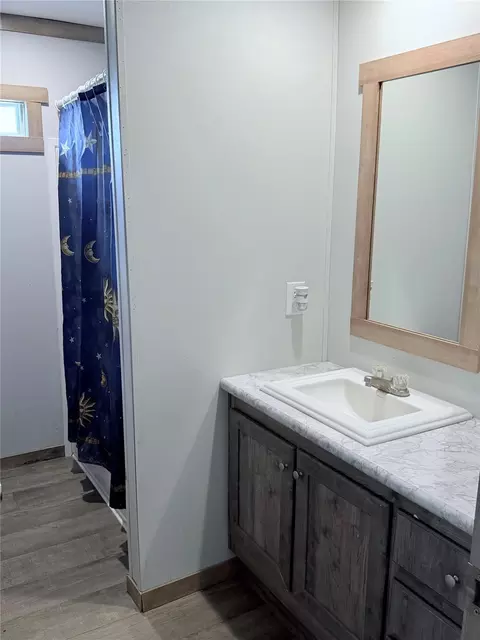Bath - 15541 Schank Rd, Conroe, TX 77306 photo 1 of 5