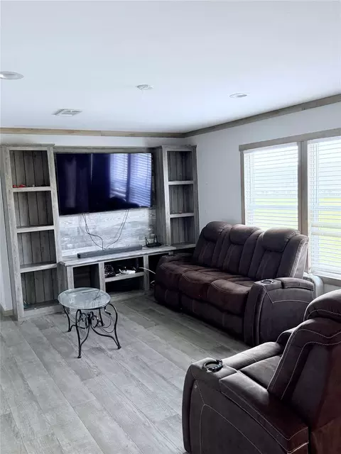 Living - 15541 Schank Rd, Conroe, TX 77306 photo 2 of 4