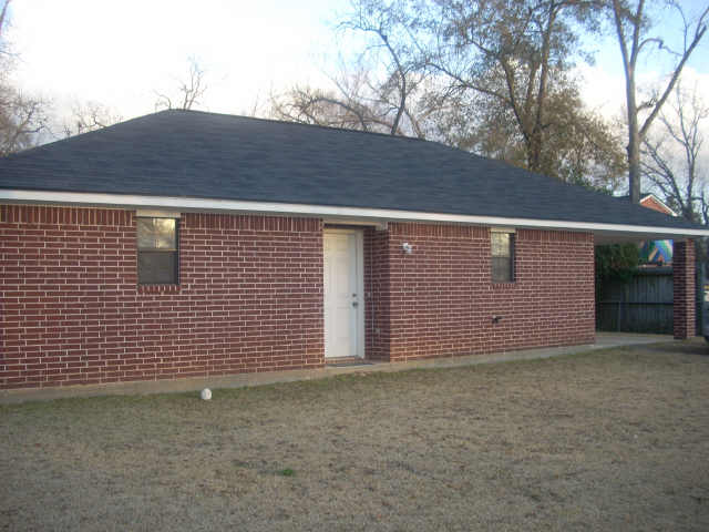 409 Park Pl, Conroe, TX 77301 photo 1