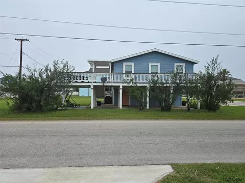 4222 Mason Dr, Galveston, TX 77554