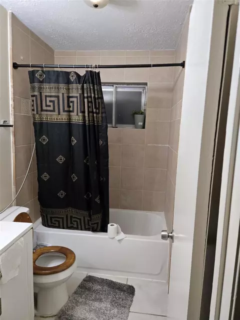 Bath - 4419 Mossygate Dr, Spring, TX 77373 photo 1 of 3
