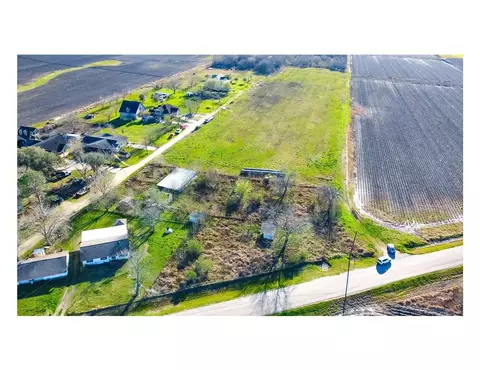514 Darst Rd, Beasley, TX 77417 photo 4