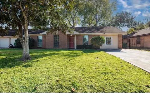 5106 Tavenor Ln, Houston, TX 77048