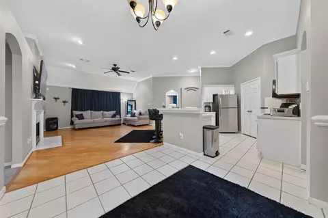 Entry Way - 31303 Baker Lake Dr, Spring, TX 77386 photo 4 of 4
