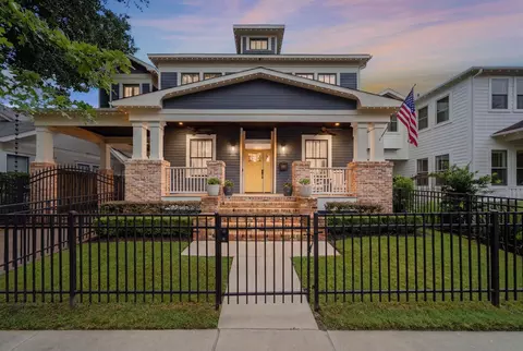 1120 Woodland St, Houston, TX 77009