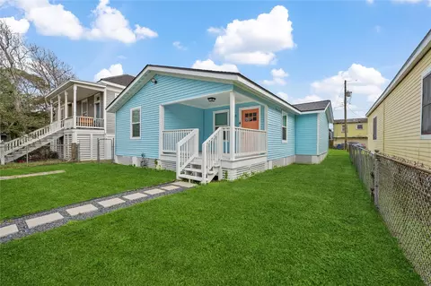 2811 Avenue O 12, Galveston, TX 77550