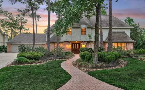 37 Doe Run Dr, The Woodlands, TX 77380