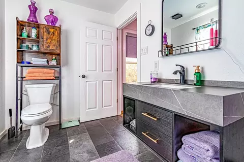 Bath - 190 Artesian, Onalaska, TX 77360 photo 3 of 6