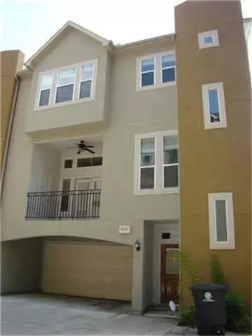 5717 Petty St, Houston, TX 77007