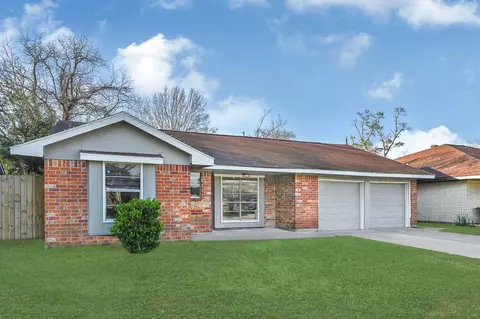 1853 El Mar Ln, Seabrook, TX 77586