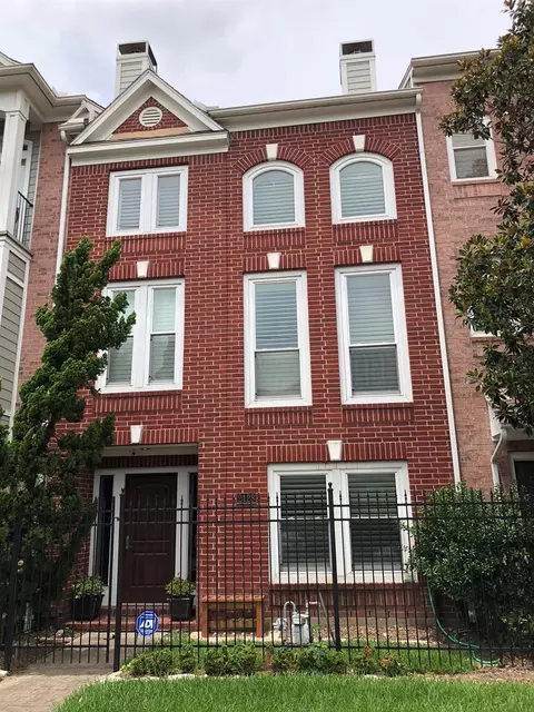 2128 Gillette St, Houston, TX 77006
