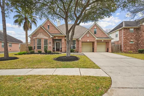 6118 Berwick Ln, League City, TX 77573