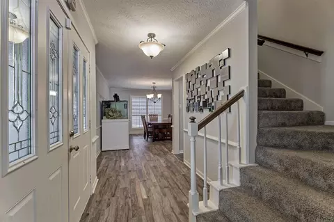 Entry Way - 6522 Castle Pine Ln, Spring, TX 77379 photo 2 of 2
