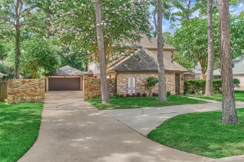 Exterior - 6522 Castle Pine Ln, Spring, TX 77379 photo 4 of 8