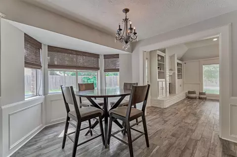 Dining - 6522 Castle Pine Ln, Spring, TX 77379 photo 4 of 5