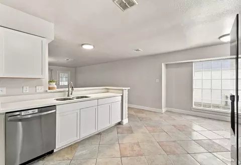 Kitchen - 23126 Whispering Willow Dr, Spring, TX 77373 photo 4 of 4
