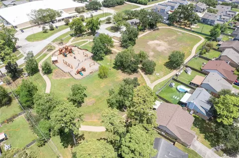 View/Area - 23126 Whispering Willow Dr, Spring, TX 77373 photo 3 of 3